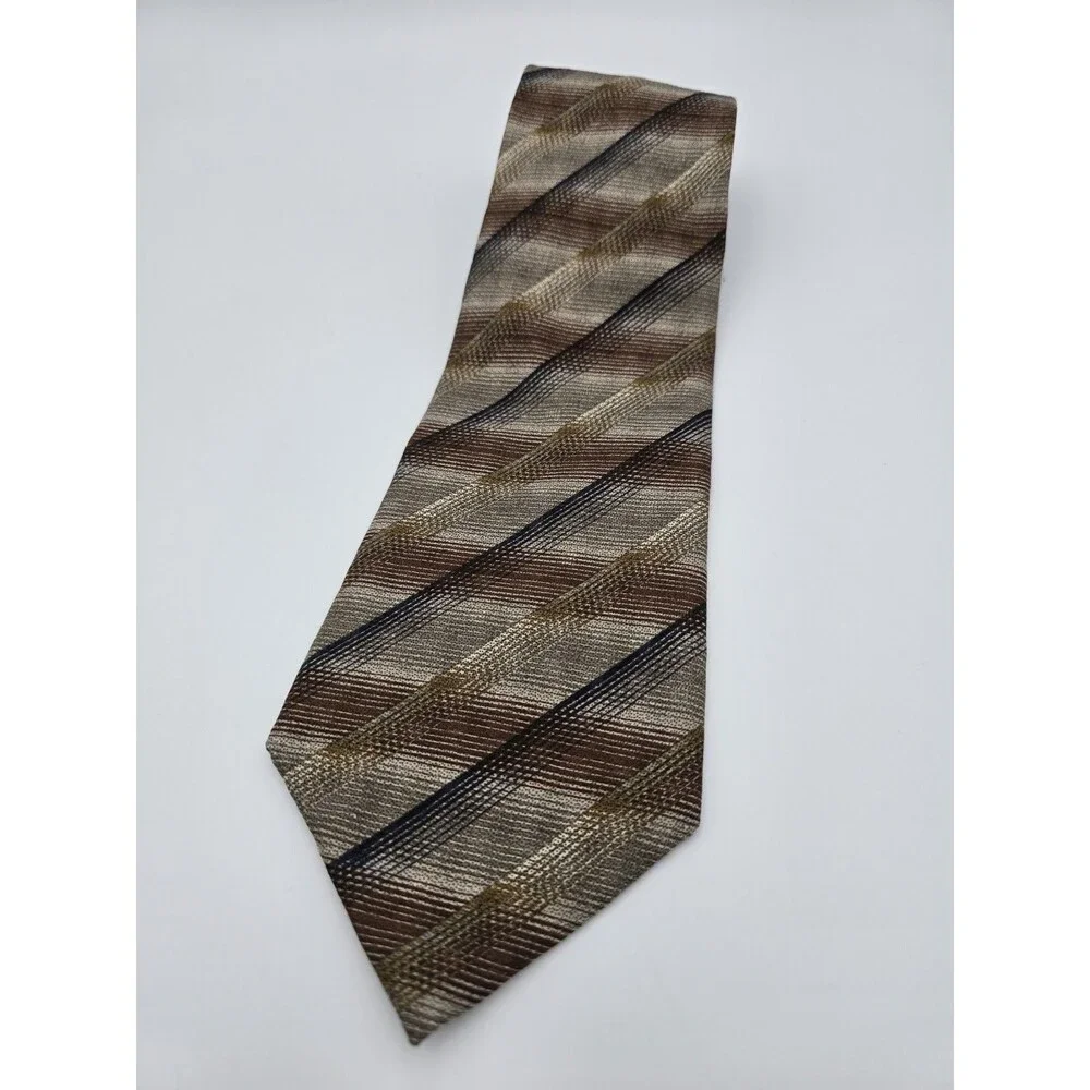 J. Ferrar Men's 100% Silk Tie Brown Beige Navy Blue Diagonal Abstract Stripe USA